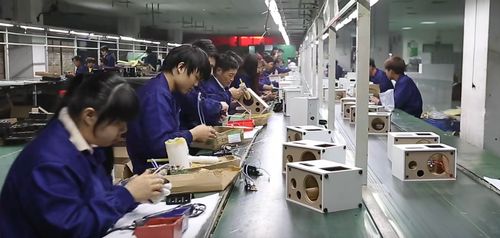 機(jī)器人進(jìn)廠會大批淘汰工人嗎？——從自動化車間看未來就業(yè)趨勢